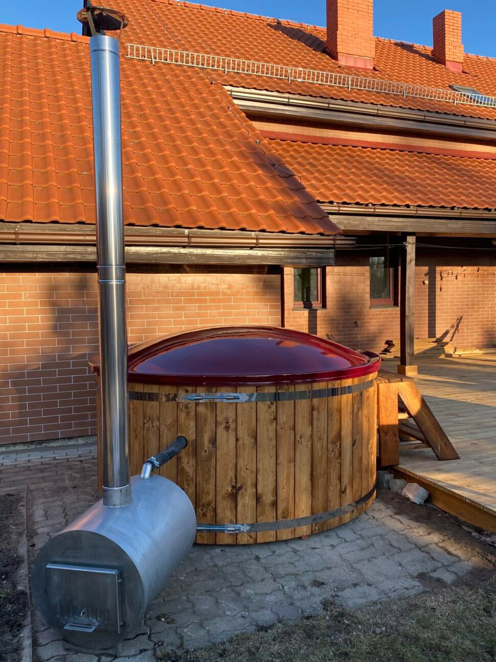 Standard hot tub with an external stove, fiberglass cover - Image 2
