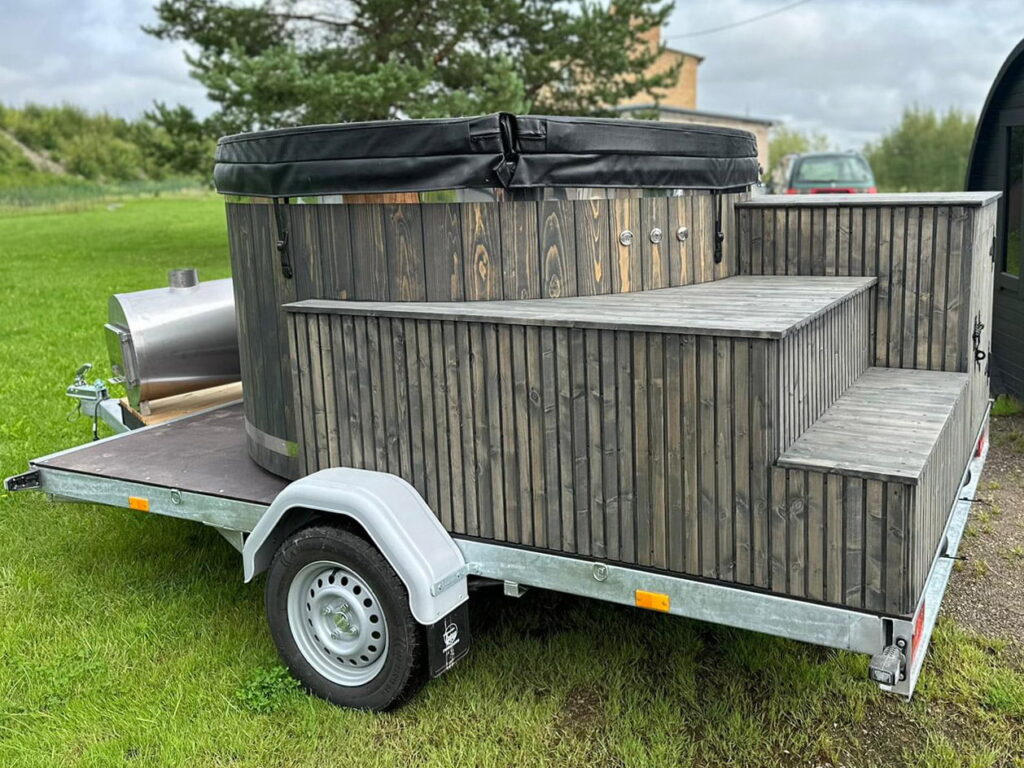 Kubls ar ārējo krāsni uz piekabes, LWDcnc - LAURIS WOOD DESIGN & CNC