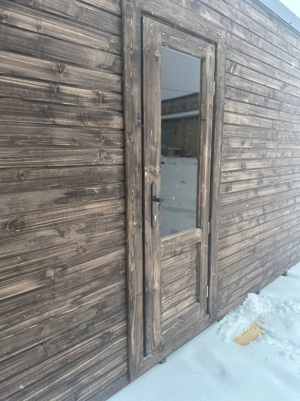 Thermo wood sauna room with an anteroom and shower, 4x2.5m, LWDcnc