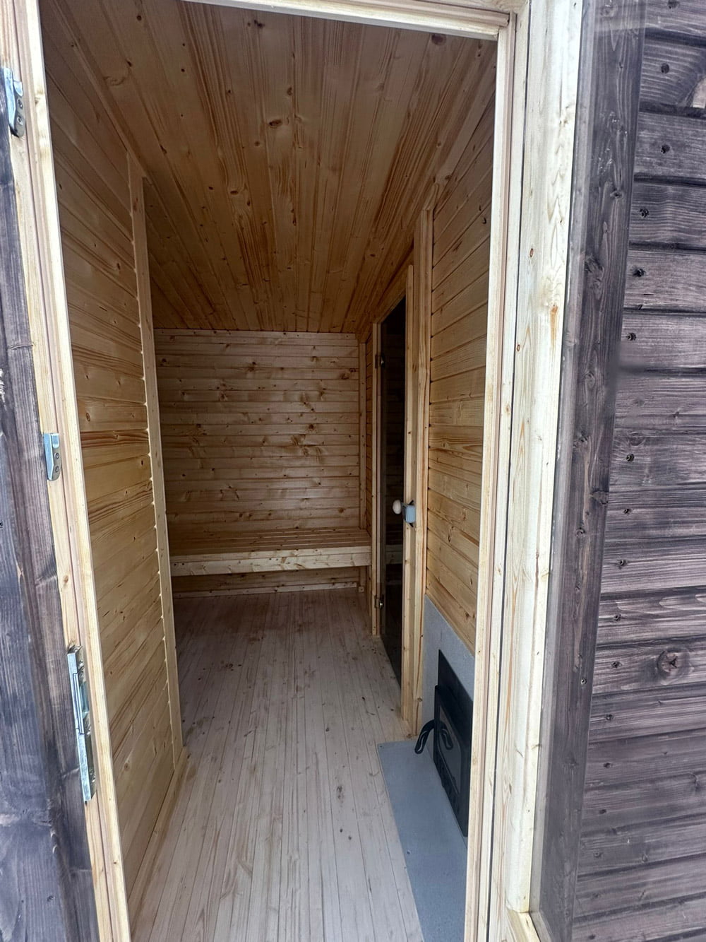Thermo wood sauna room with an anteroom and shower, 4x2.5m, LWDcnc