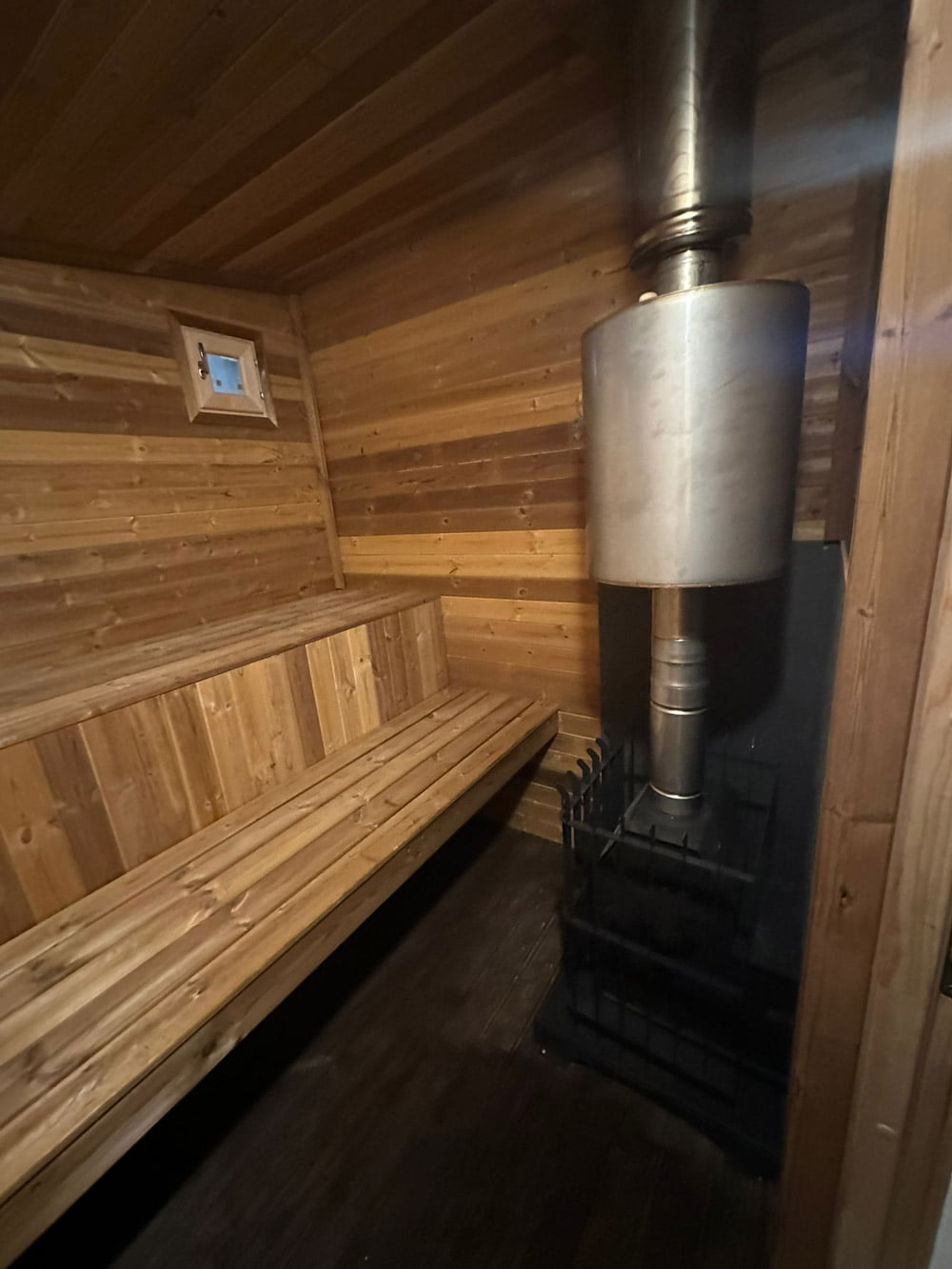 Thermo wood sauna room with an anteroom and shower, 4x2.5m, LWDcnc