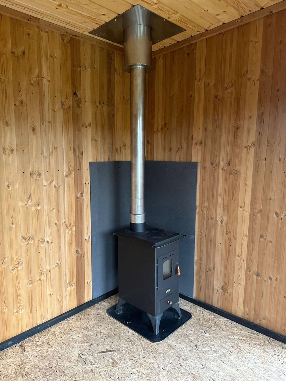Modular house with a fireplace, LWDcnc