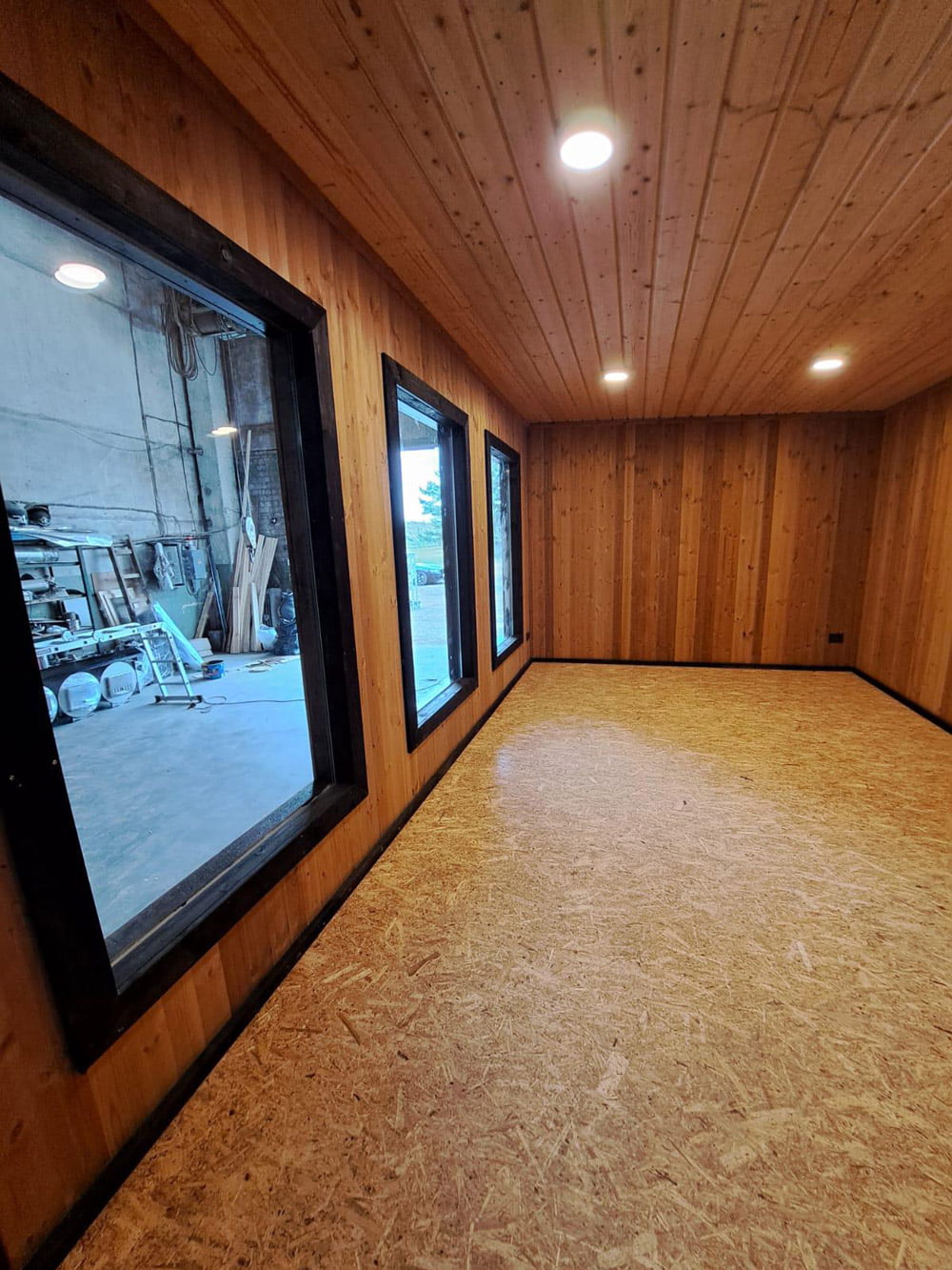 Modular house with a fireplace, LWDcnc